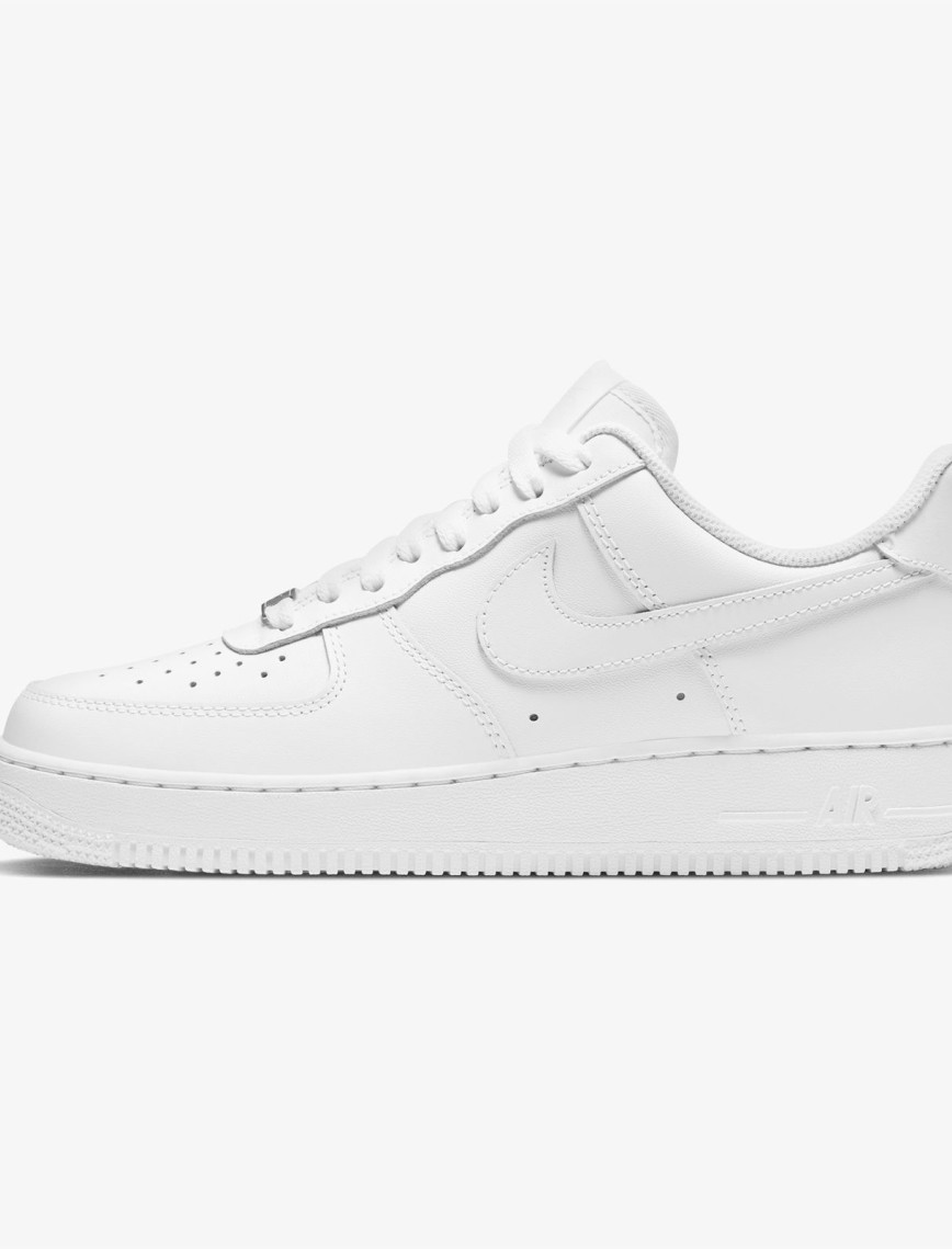 Nike Air Force 1 '07 Kadın Beyaz Spor Ayakkabı Nike Air Force 1 '07 Kadın Beyaz Spor Ayakkabı