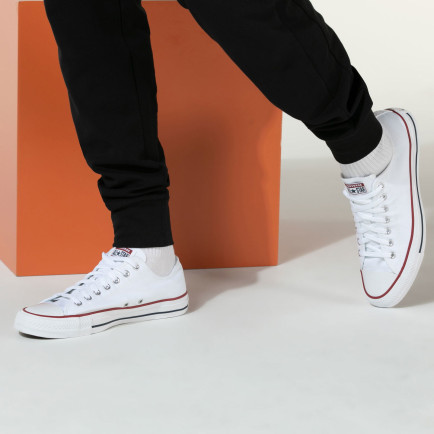 Converse Chuck Taylor All Star Unisex Beyaz Sneaker Converse Chuck Taylor All Star Unisex Beyaz Sneaker