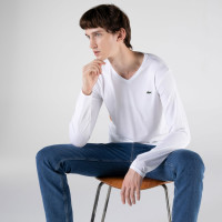 Lacoste Erkek Regular Fit Uzun Kollu V Yaka Beyaz T-Shirt Lacoste Erkek Regular Fit Uzun Kollu V Yaka Beyaz T-Shirt