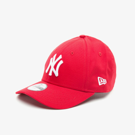 New Era 940 NY Yankees Çocuk Kırmızı Şapka New Era 940 NY Yankees Çocuk Kırmızı Şapka