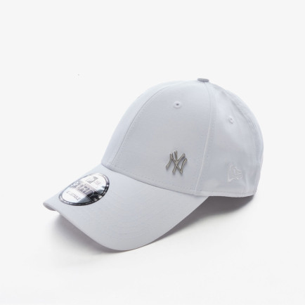 New Era New York Yankees Flawless White 9FORTY Unisex Beyaz Şapka New Era New York Yankees Flawless White 9FORTY Unisex Beyaz Şapka