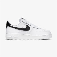 Nike Air Force 1 '07 Kadın Beyaz Spor Ayakkabı Nike Air Force 1 '07 Kadın Beyaz Spor Ayakkabı