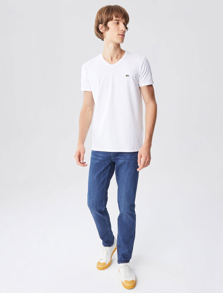 Lacoste Erkek Slim Fit V Yaka Beyaz T-Shirt Lacoste Erkek Slim Fit V Yaka Beyaz T-Shirt