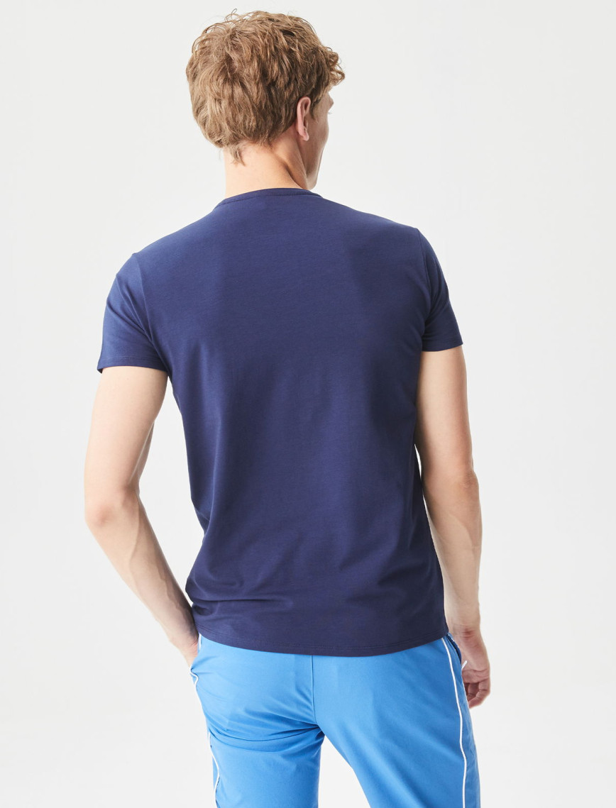 Lacoste Erkek Slim Fit Bisiklet Yaka Lacivert T-Shirt Lacoste Erkek Slim Fit Bisiklet Yaka Lacivert T-Shirt
