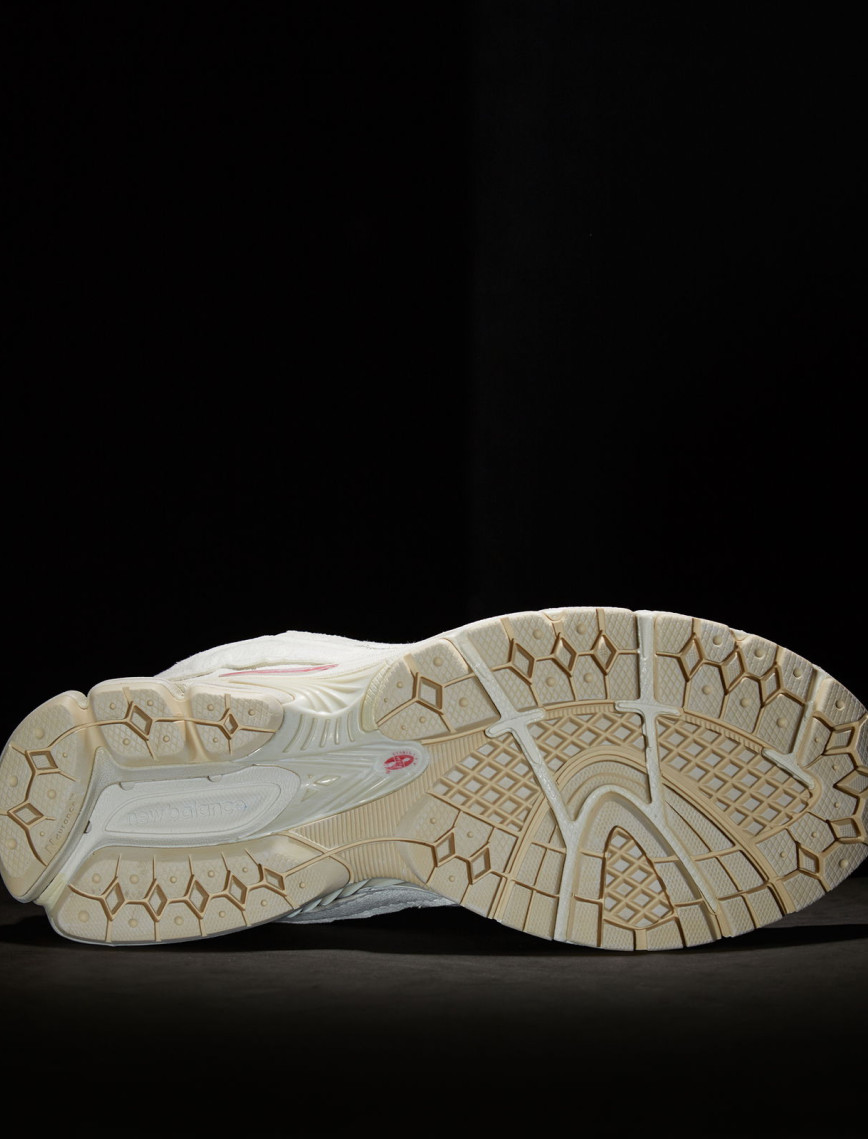 New Balance 2002 Lifestyle Unisex Beyaz Spor Ayakkabı New Balance 2002 Lifestyle Unisex Beyaz Spor Ayakkabı