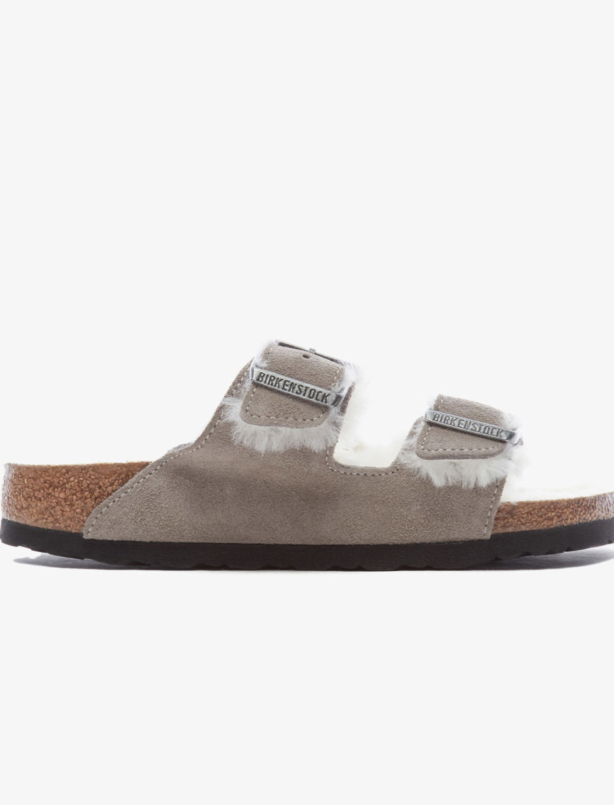 Birkenstock Arizona Shearling
Suede Leather Kadın Gri Terlik Birkenstock Arizona Shearling
Suede Leather Kadın Gri Terlik