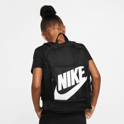 Nike Classic Çocuk Siyah Sırt Çantası Nike Classic Çocuk Siyah Sırt Çantası