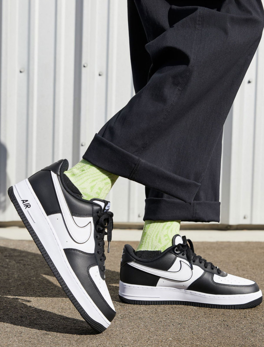 Nike Air Force 1 '07 Erkek Siyah Spor Ayakkabı Nike Air Force 1 '07 Erkek Siyah Spor Ayakkabı