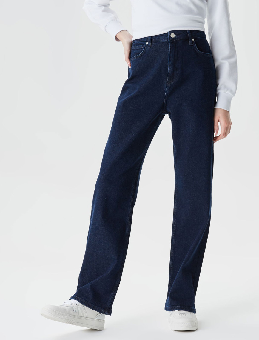 Lacoste Kadın Straight Fit Lacivert Jean Pantolon Lacoste Kadın Straight Fit Lacivert Jean Pantolon