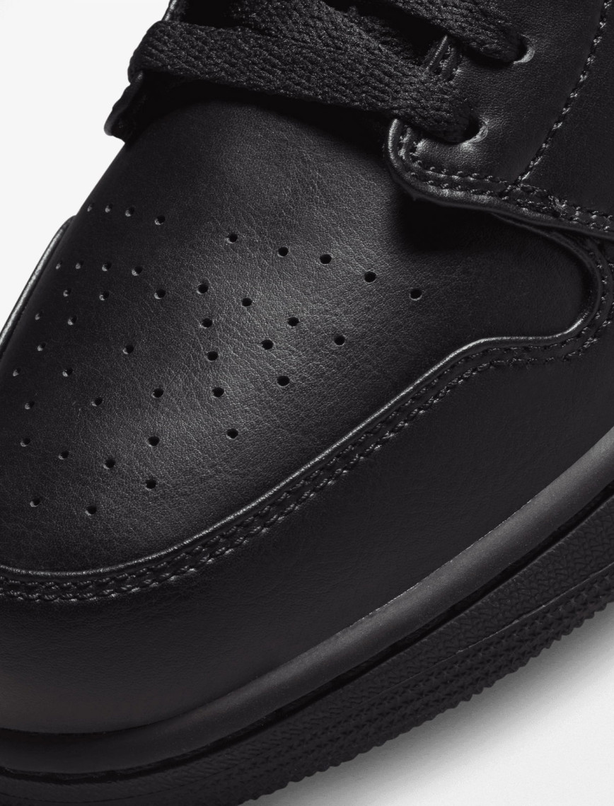 Jordan Air 1 Low Erkek Siyah Spor Ayakkabı Jordan Air 1 Low Erkek Siyah Spor Ayakkabı