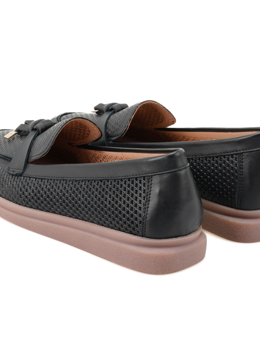 Kadın Siyah Deri Günlük Ayakkabı Kadın Siyah Deri Günlük Ayakkabı