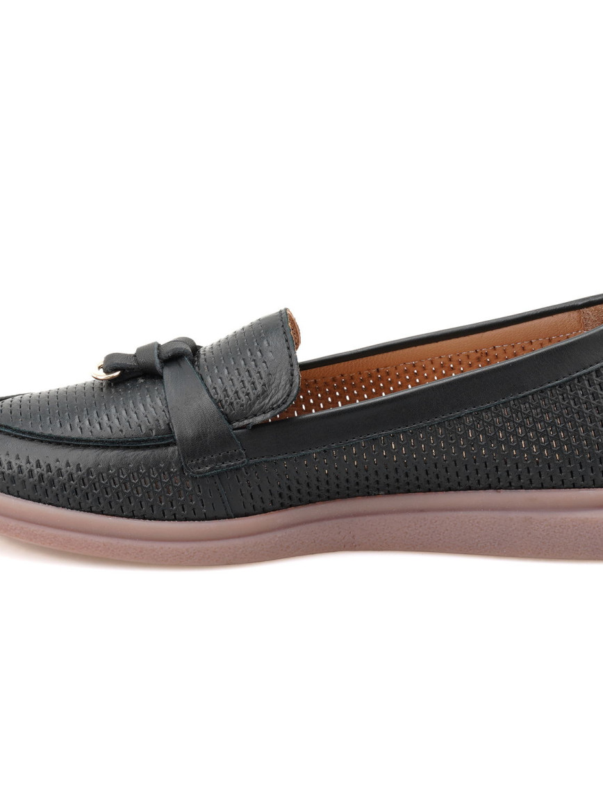 Kadın Siyah Deri Günlük Ayakkabı Kadın Siyah Deri Günlük Ayakkabı