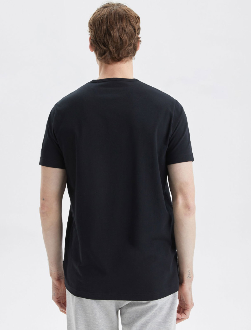 Nautica Erkek Siyah T-Shirt Nautica Erkek Siyah T-Shirt