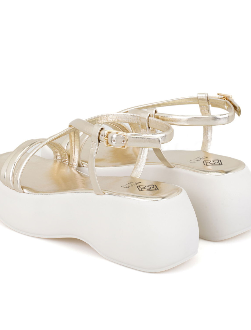 Kadın Altın Dolgu Tabanlı Sandalet Kadın Altın Dolgu Tabanlı Sandalet