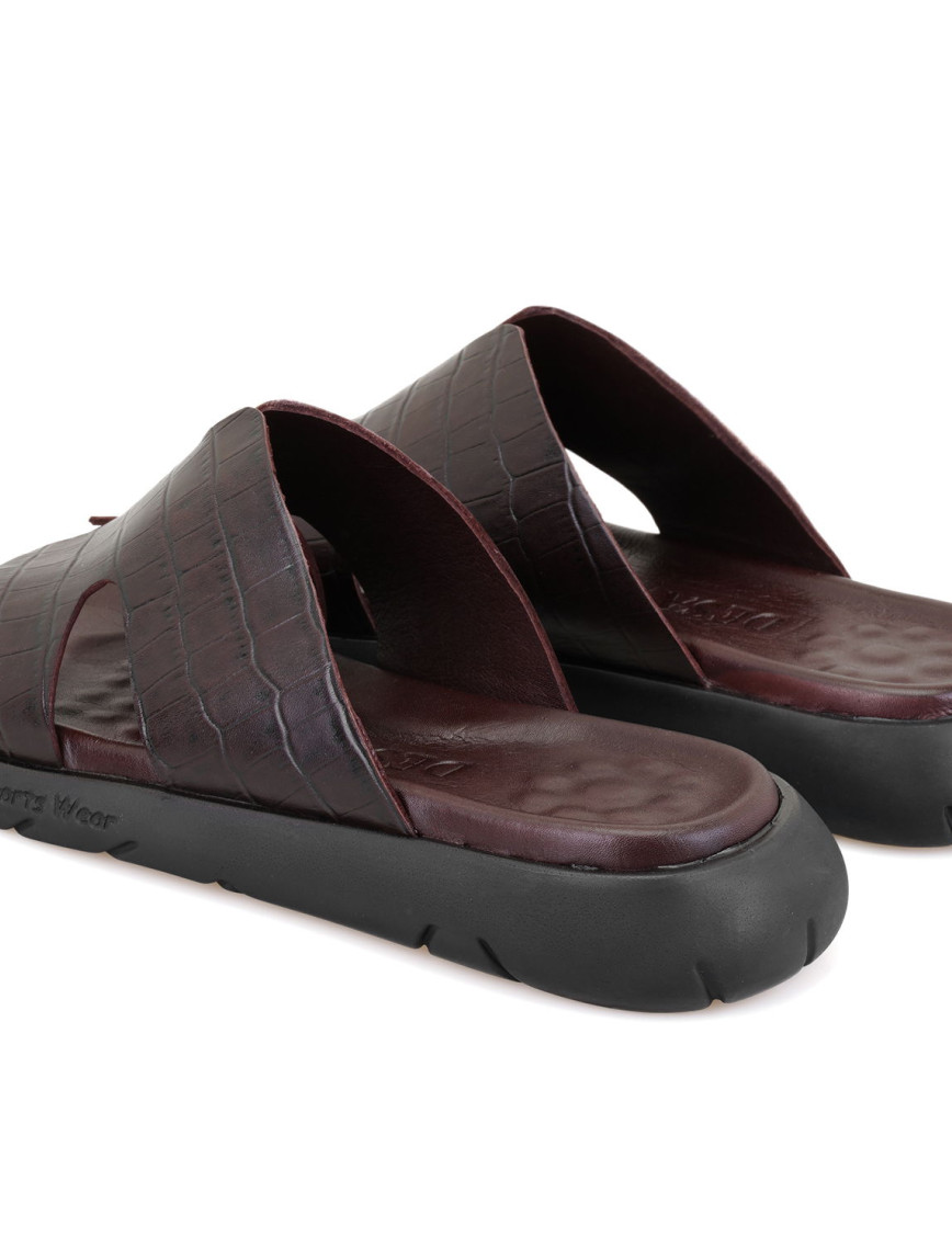 Fabiola Kahve Erkek Kroko Baskılı Deri Terlik Fabiola Kahve Erkek Kroko Baskılı Deri Terlik