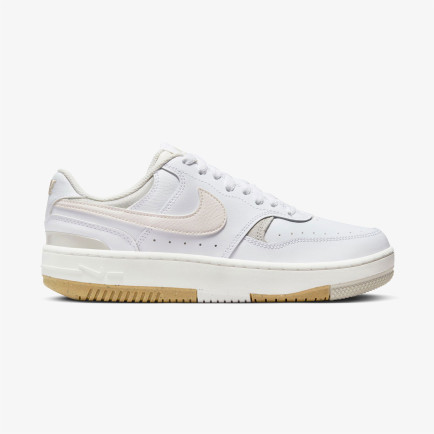 Nike Gamma Force Kadın Beyaz Spor Ayakkabı Nike Gamma Force Kadın Beyaz Spor Ayakkabı