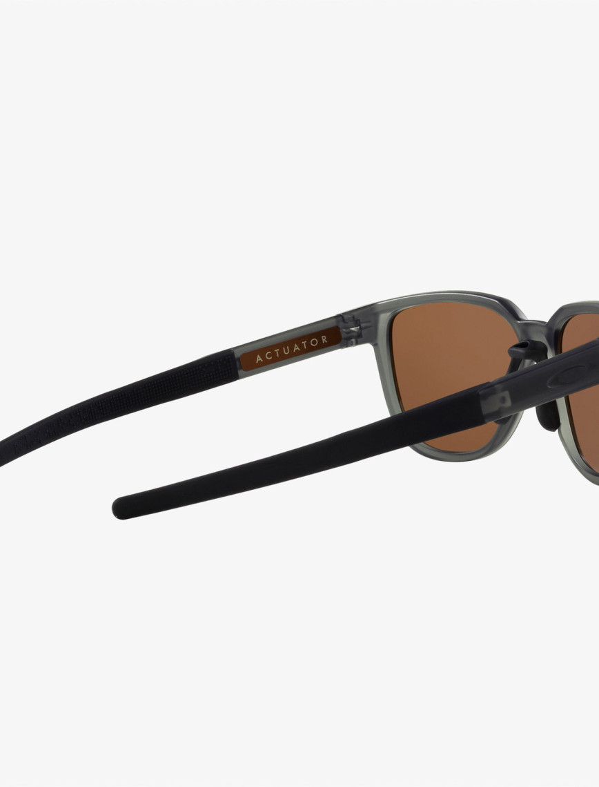 OAKLEY 0Rb8331M Erkek Gri Güneş Gözlüğü OAKLEY 0Rb8331M Erkek Gri Güneş Gözlüğü