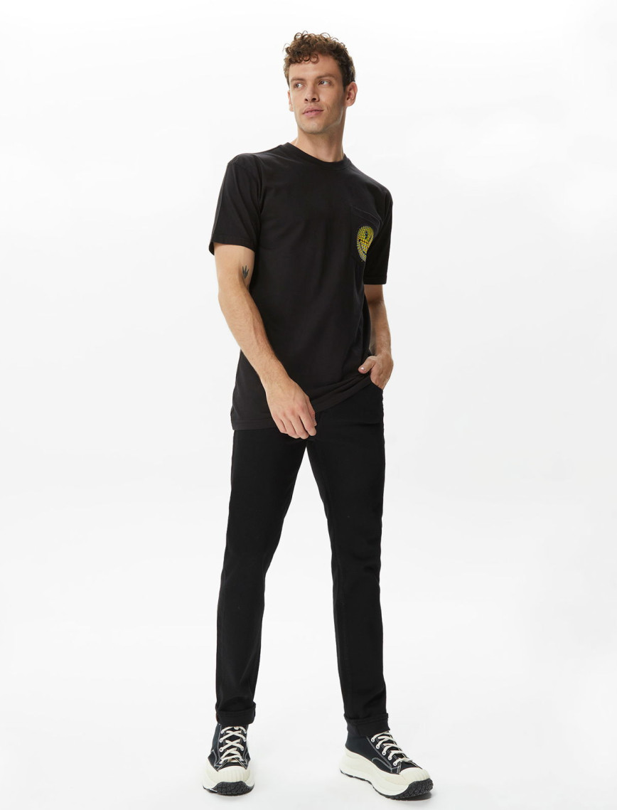 Market Smiley Afterhours Pocket Erkek Siyah T-Shirt Market Smiley Afterhours Pocket Erkek Siyah T-Shirt