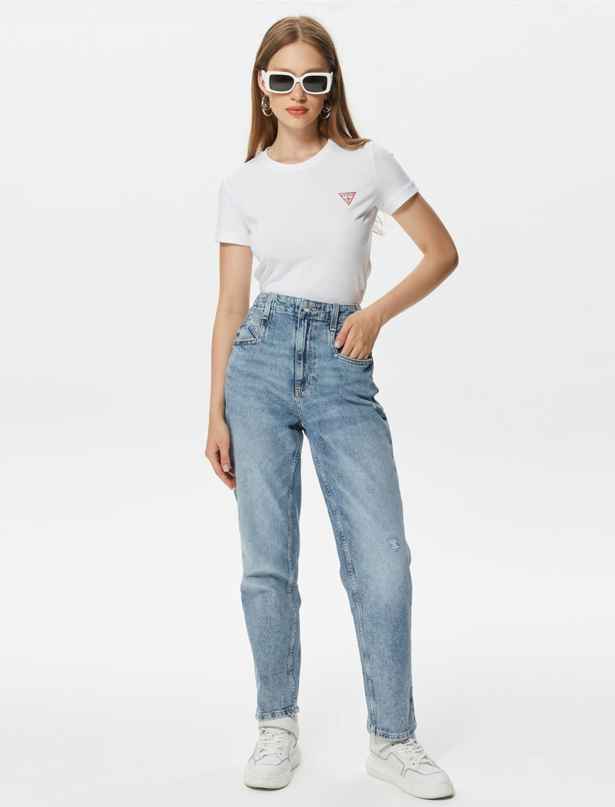 Guess Kadın Beyaz T-Shirt Guess Kadın Beyaz T-Shirt
