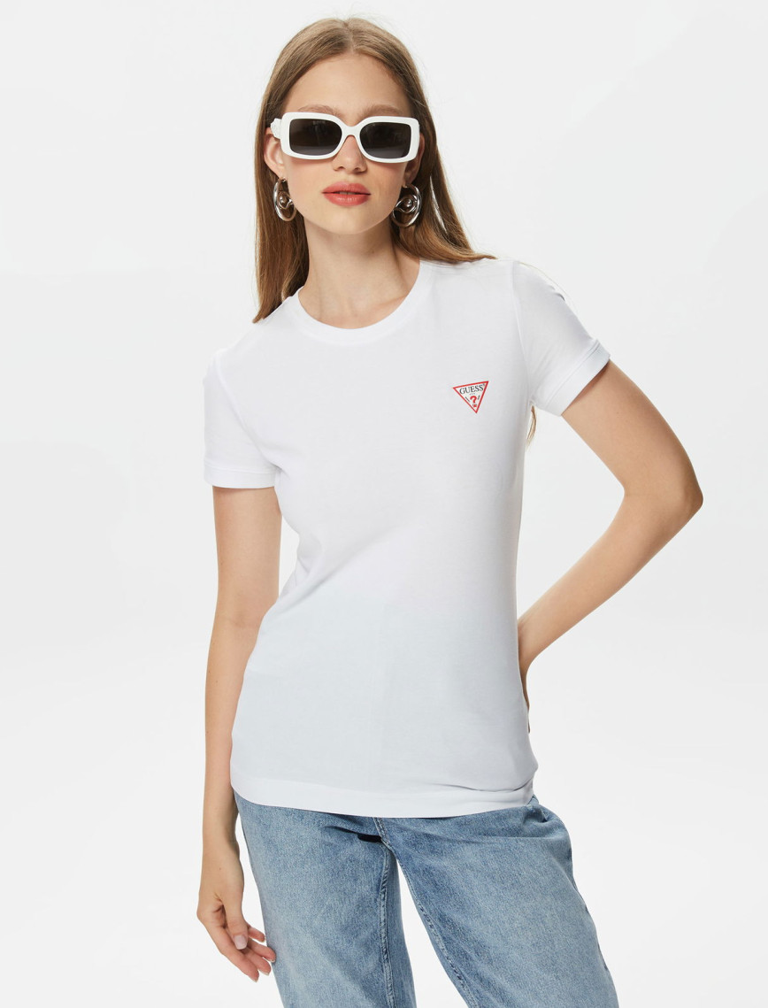 Guess Kadın Beyaz T-Shirt Guess Kadın Beyaz T-Shirt