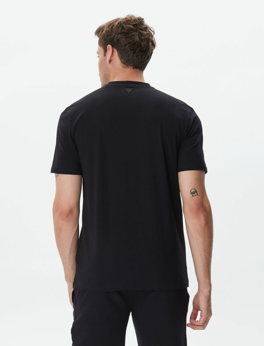 Guess Alphy Mid Organic Stretch Jersey 180 Erkek Siyah T-Shirt Guess Alphy Mid Organic Stretch Jersey 180 Erkek Siyah T-Shirt