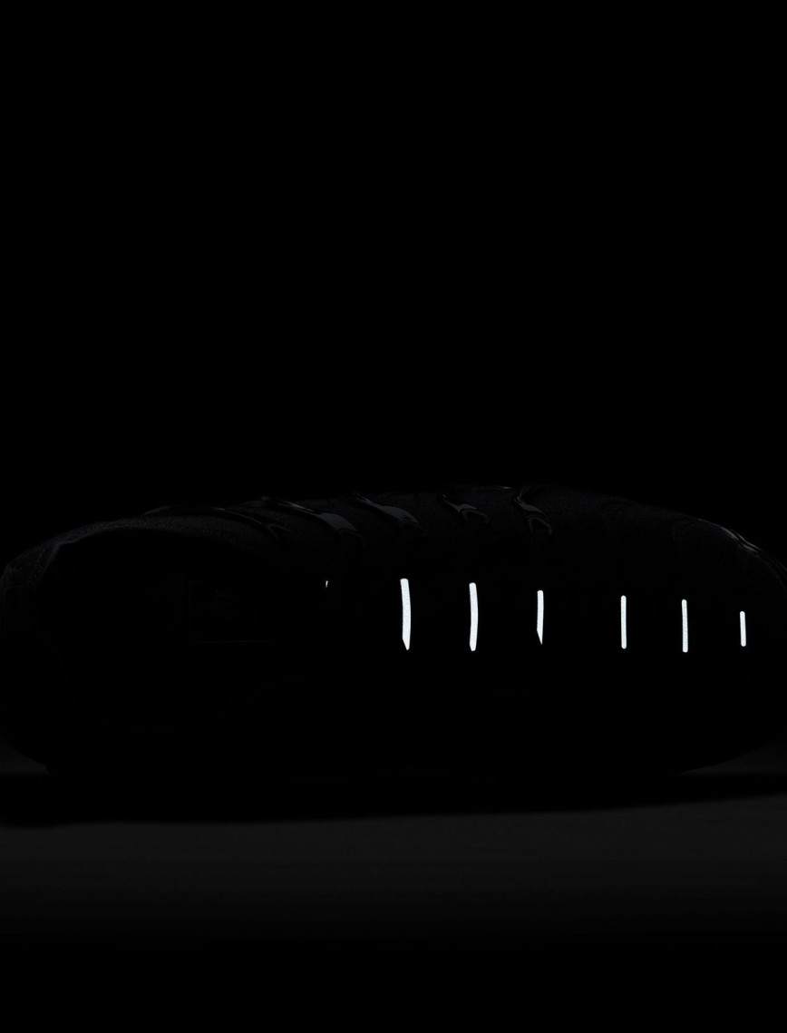 Nike Air Vapormax Plus Erkek Siyah Spor Ayakkabı Nike Air Vapormax Plus Erkek Siyah Spor Ayakkabı