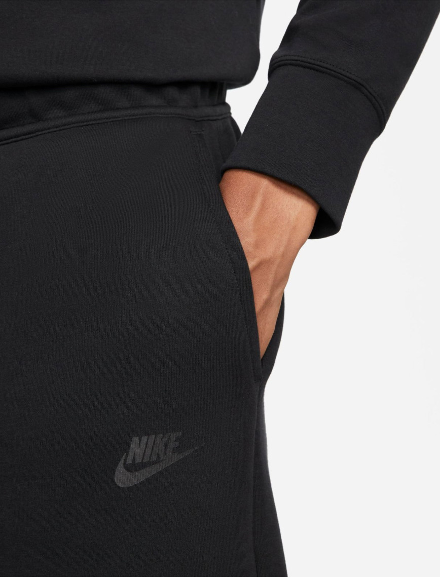 Nike Tech Fleece Erkek Siyah Şort Nike Tech Fleece Erkek Siyah Şort