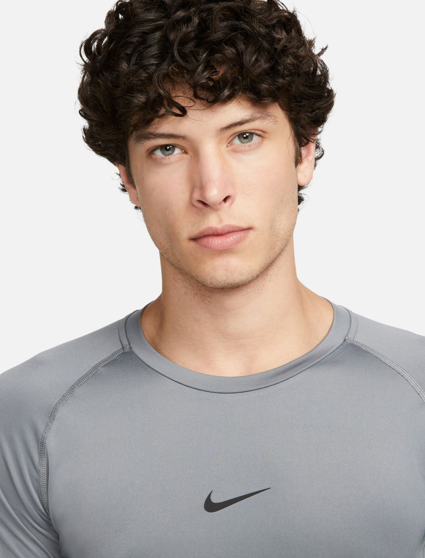 Nike Pro Dri-FIT Top Erkek Gri Uzun Kollu T-Shirt Nike Pro Dri-FIT Top Erkek Gri Uzun Kollu T-Shirt
