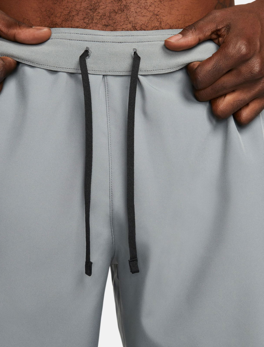 Nike Dri-FIT Challenger Erkek Gri Şort Nike Dri-FIT Challenger Erkek Gri Şort