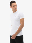 Lacoste Erkek Slim Fit Bisiklet Yaka Beyaz T-Shirt Lacoste Erkek Slim Fit Bisiklet Yaka Beyaz T-Shirt