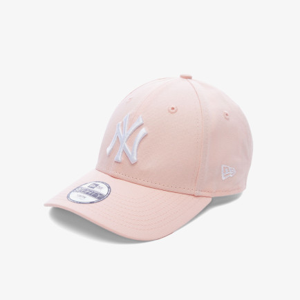 New Era League Essential 940 Neyyan Çocuk Pembe Şapka New Era League Essential 940 Neyyan Çocuk Pembe Şapka