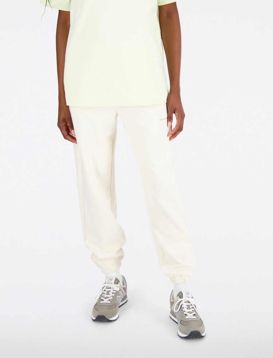 New Balance Athletics Linear Kadın Bej Eşofman Altı New Balance Athletics Linear Kadın Bej Eşofman Altı