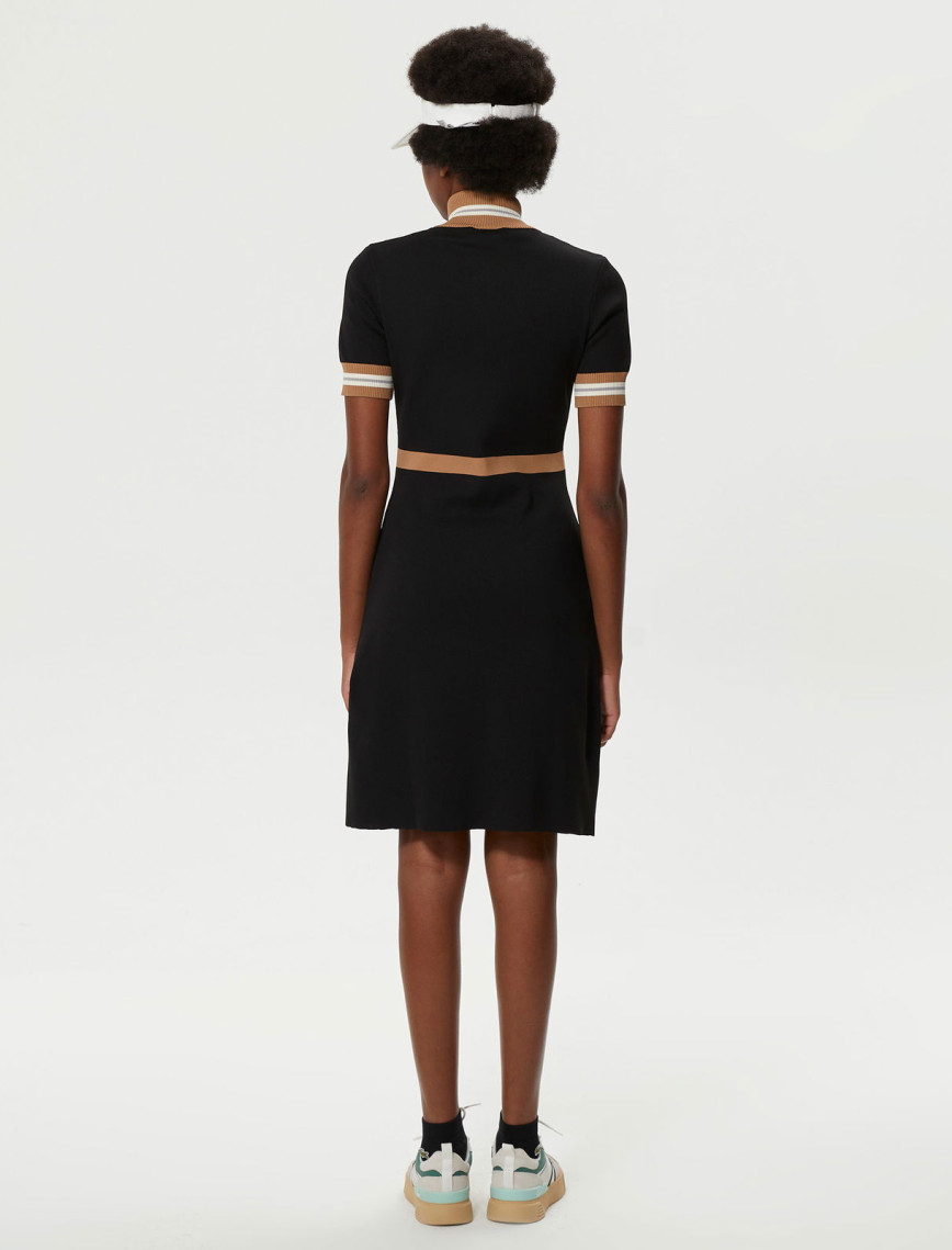 Lacoste Kadın Flare Fit Kısa Kollu Dik Yaka Siyah Elbise Lacoste Kadın Flare Fit Kısa Kollu Dik Yaka Siyah Elbise