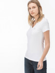 Lacoste Kadın Slim Fit V Yaka Beyaz T-Shirt Lacoste Kadın Slim Fit V Yaka Beyaz T-Shirt