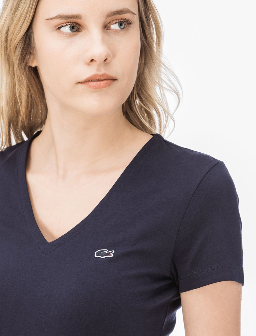 Lacoste Kadın Slim Fit V Yaka Lacivert T-Shirt Lacoste Kadın Slim Fit V Yaka Lacivert T-Shirt