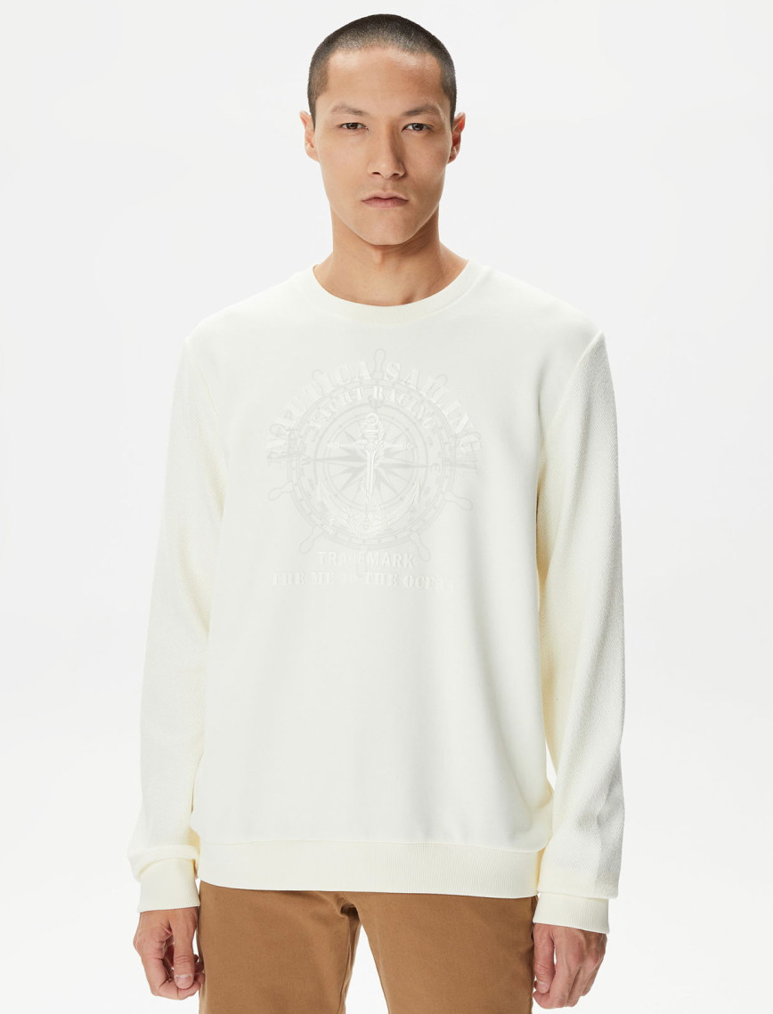 Nautica Erkek Beyaz Standart Fit Sweatshirt Nautica Erkek Beyaz Standart Fit Sweatshirt