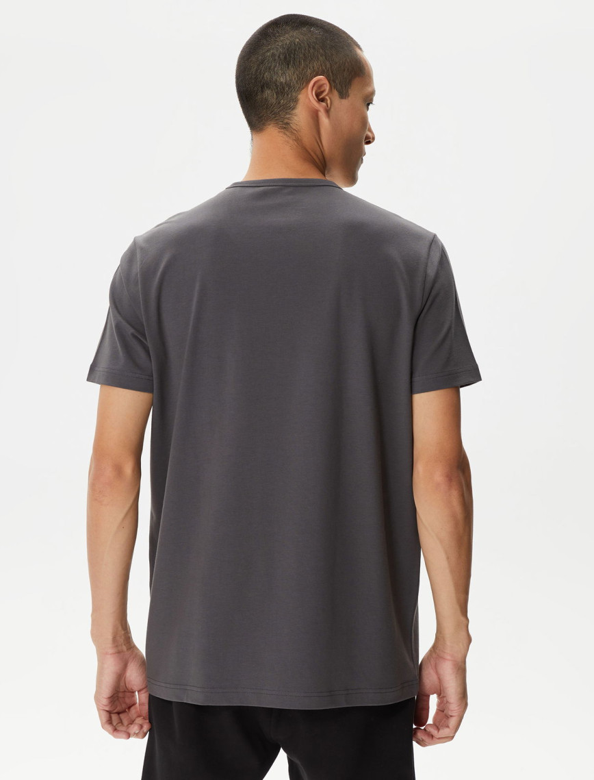 Nautica Erkek Gri Standart Fit T-Shirt Nautica Erkek Gri Standart Fit T-Shirt