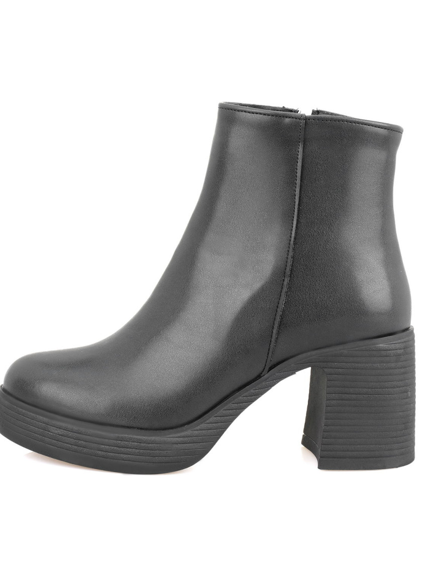 Kadın Siyah Topuklu Bot