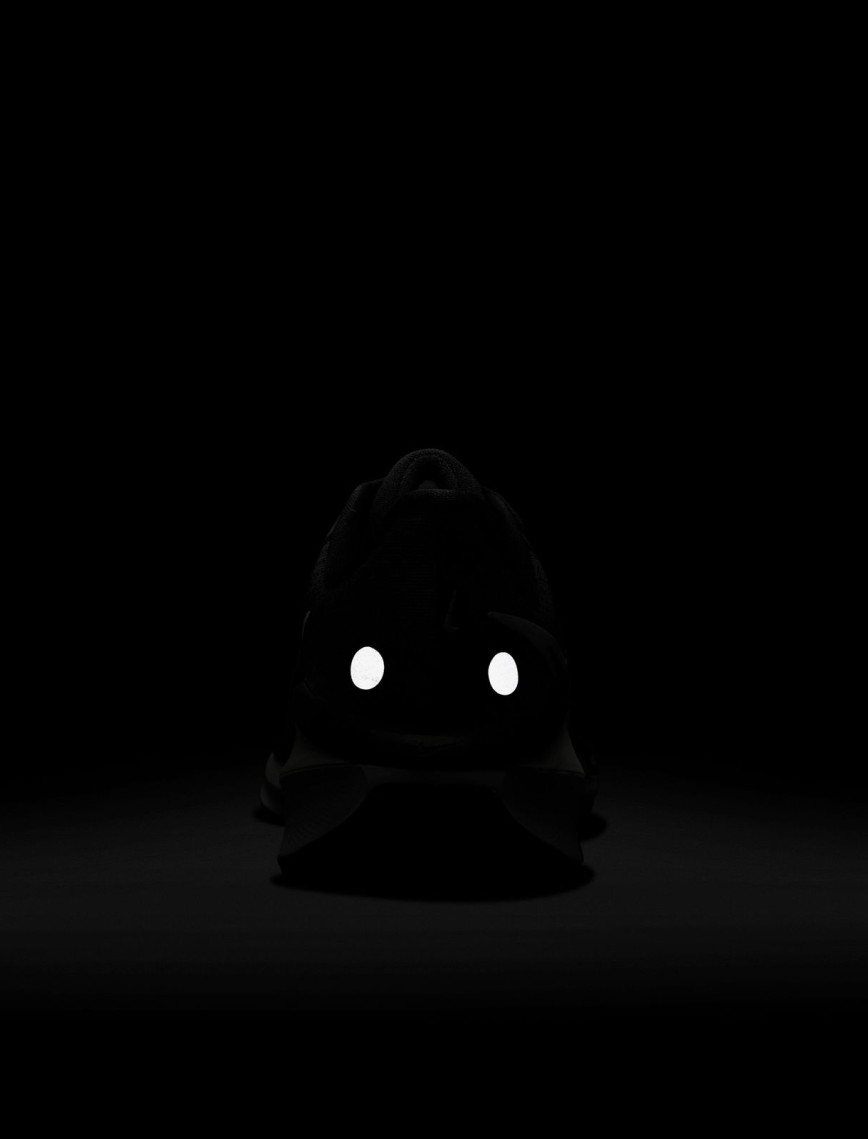 Nike Vomero 17 Kadın Siyah Spor Ayakkabı Nike Vomero 17 Kadın Siyah Spor Ayakkabı