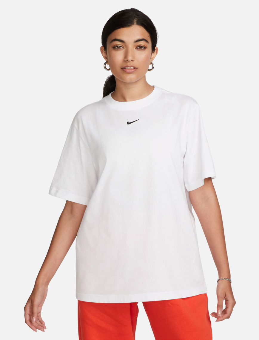 Nike Sportswear Essential Kadın Beyaz T-Shirt Nike Sportswear Essential Kadın Beyaz T-Shirt