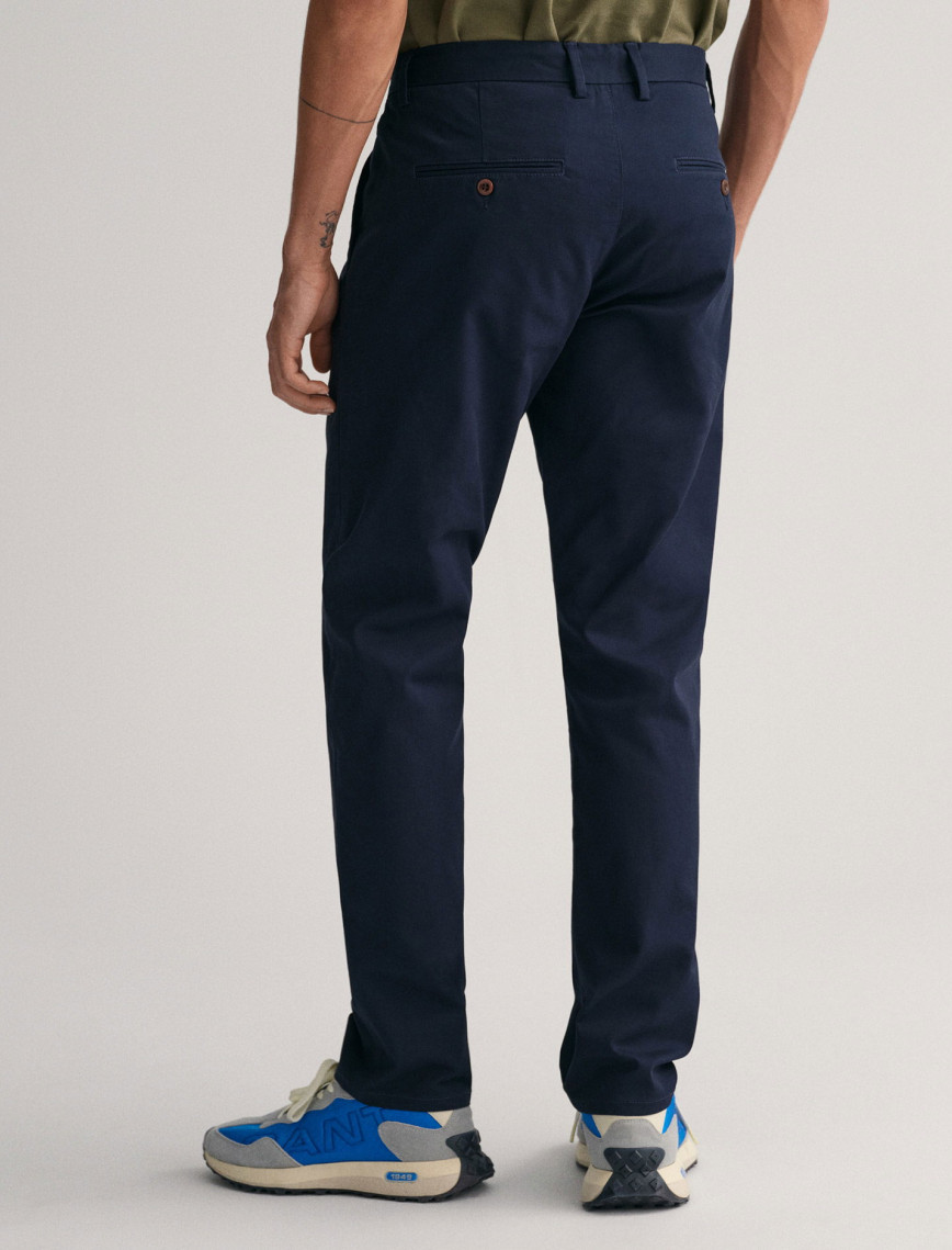GANT Erkek Lacivert Slim Fit Chino Pantolon GANT Erkek Lacivert Slim Fit Chino Pantolon