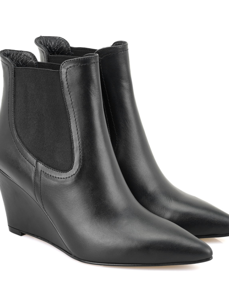 Azalea Siyah Kadın Lastikli Topuklu Deri Bot Azalea Siyah Kadın Lastikli Topuklu Deri Bot