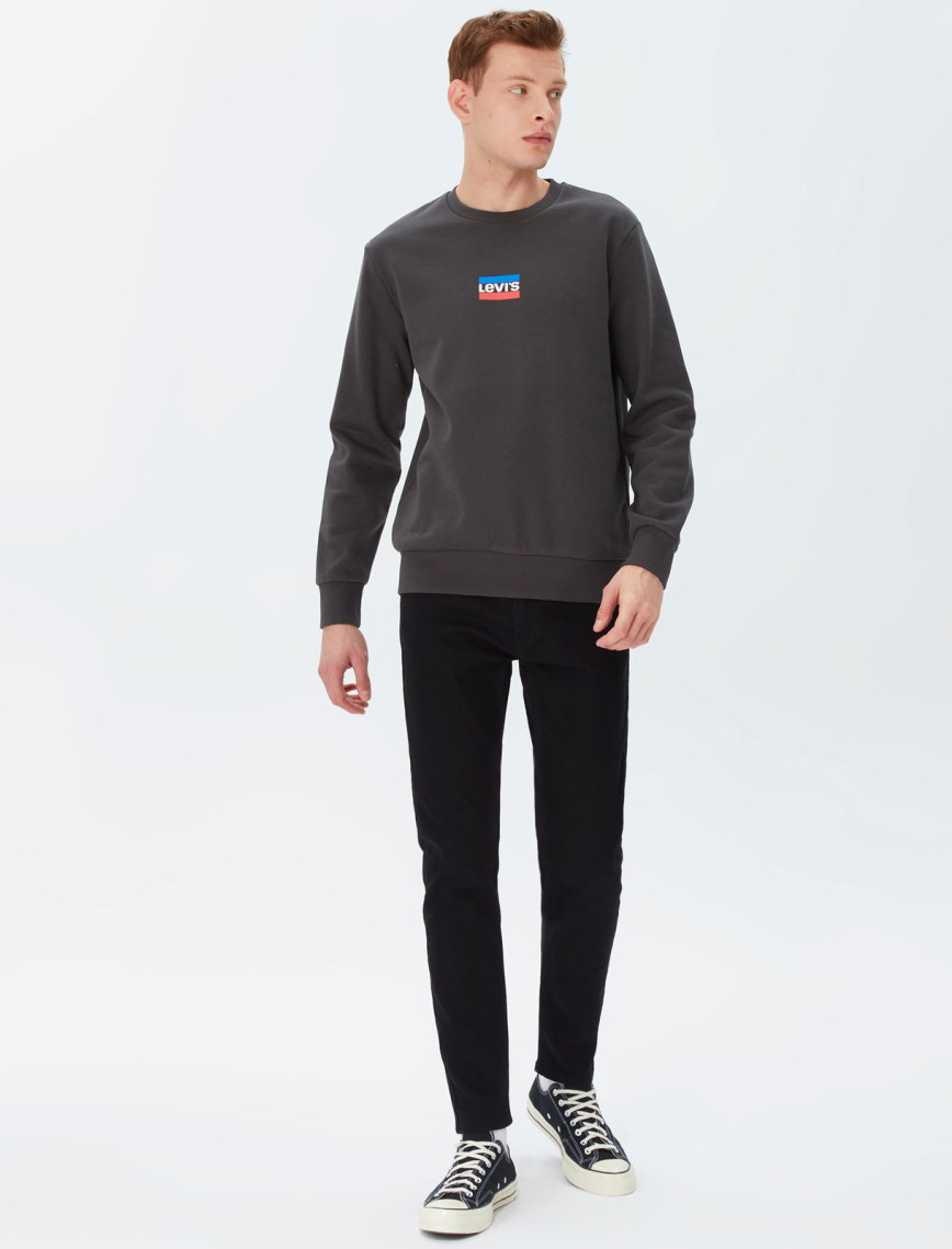 Levi's T2 Graphic Crew Pirate Erkek Siyah Sweatshirt Levi's T2 Graphic Crew Pirate Erkek Siyah Sweatshirt