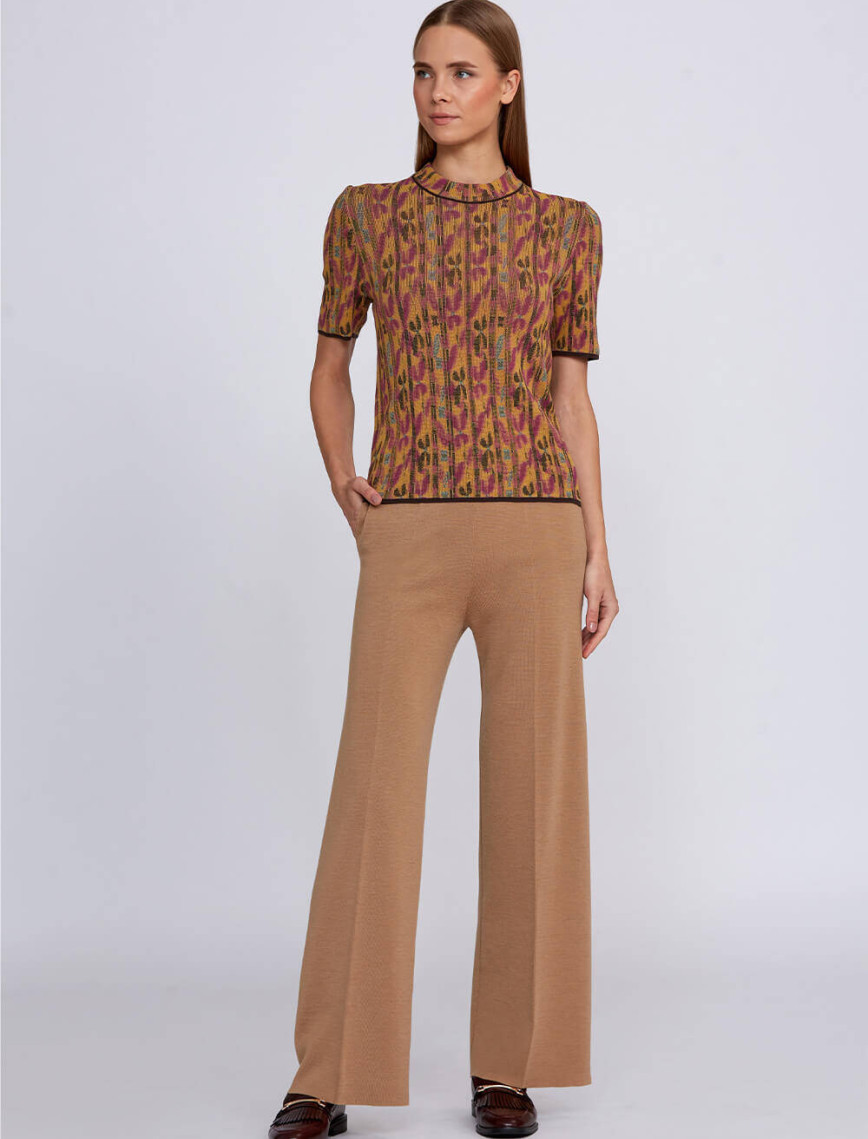 Knitss Jakar Desenli Çok Renkli Kısa Kol Triko Üst Knitss Jakar Desenli Çok Renkli Kısa Kol Triko Üst