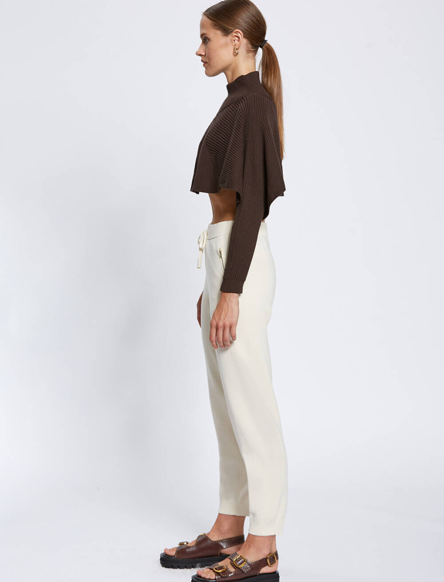 Knitss Dökümlü Kısa Koyu Kahverengi Triko Üst Knitss Dökümlü Kısa Koyu Kahverengi Triko Üst