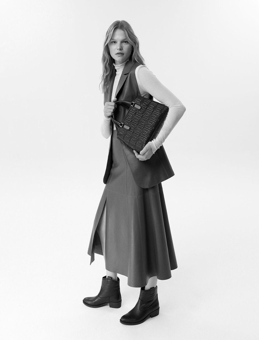 Aulii Siyah Kadın Yırtmaçlı Deri Etek Aulii Siyah Kadın Yırtmaçlı Deri Etek