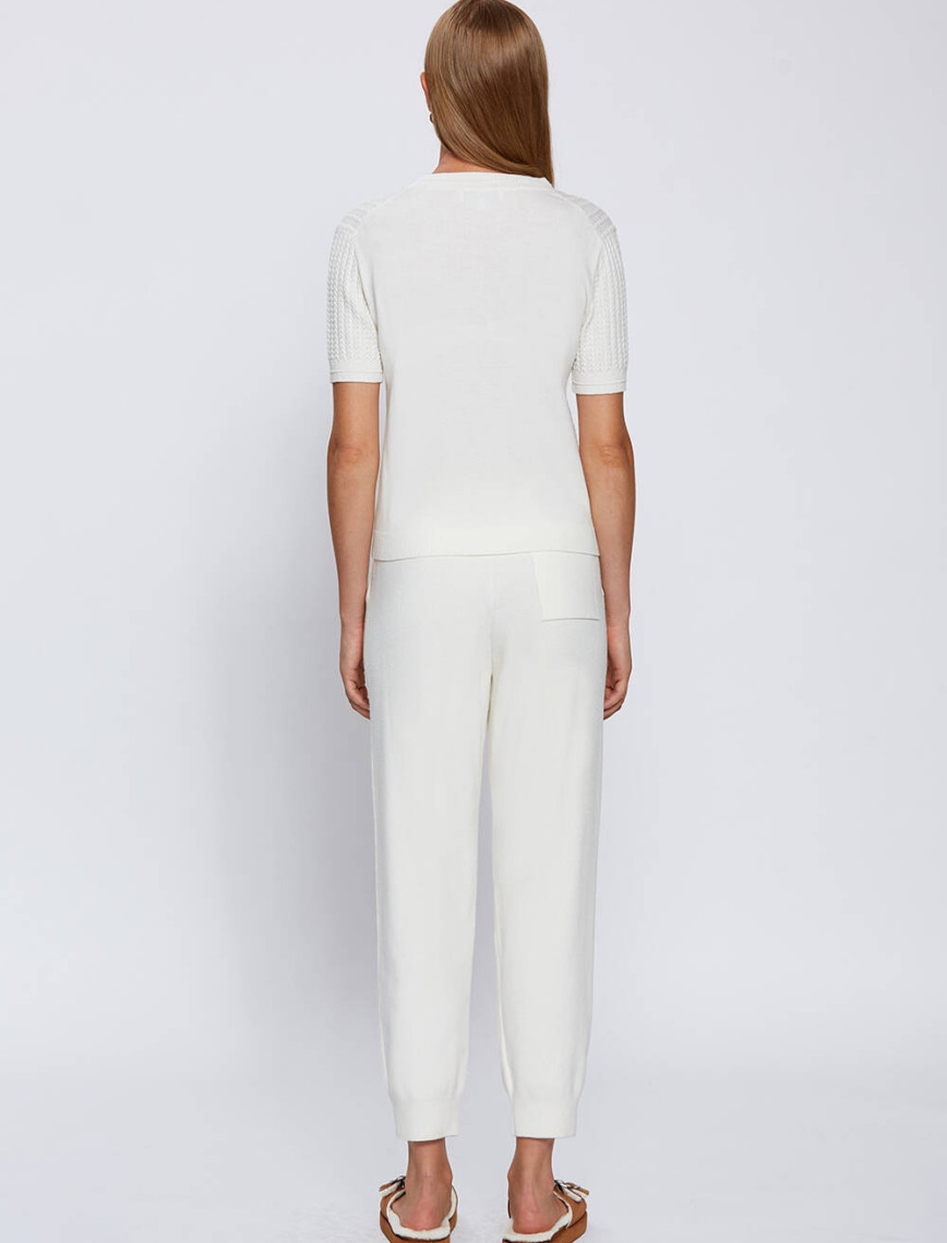 Knitss Örgü Detaylı Ekru Triko Üst Knitss Örgü Detaylı Ekru Triko Üst