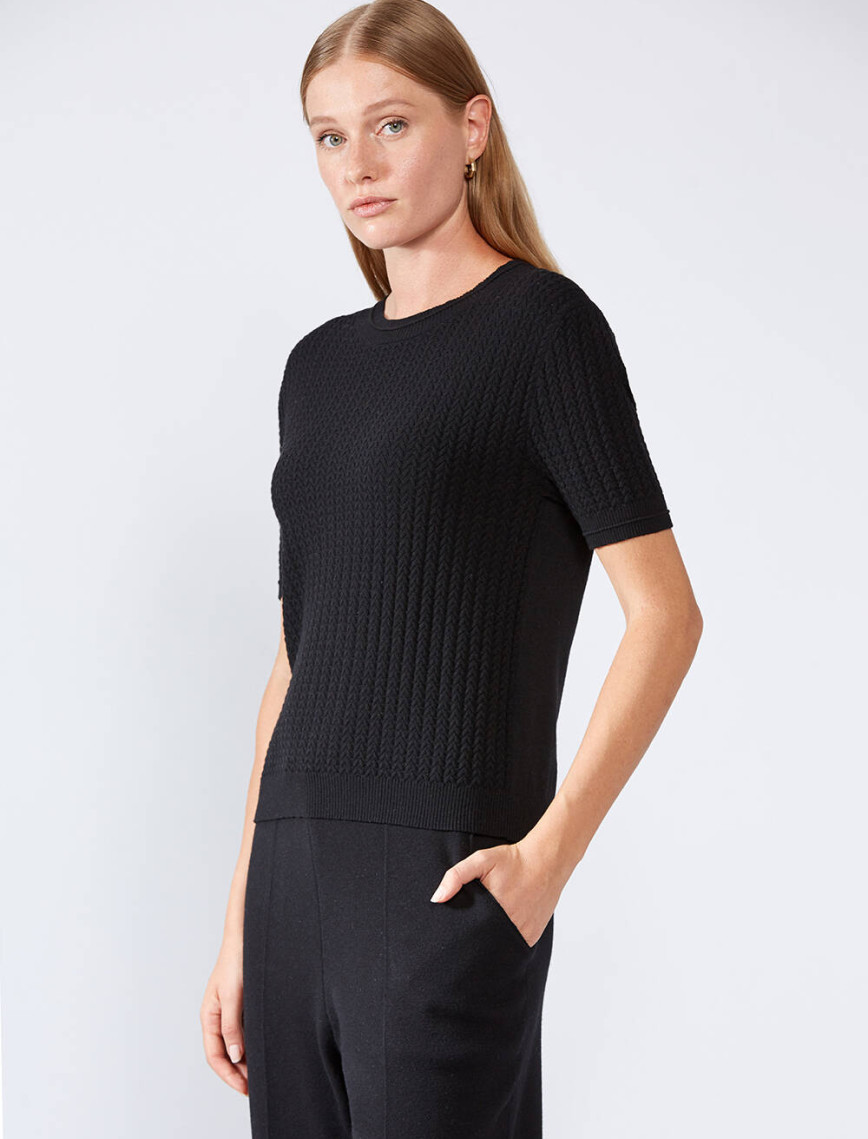 Knitss Örgü Detaylı Siyah Triko Üst Knitss Örgü Detaylı Siyah Triko Üst