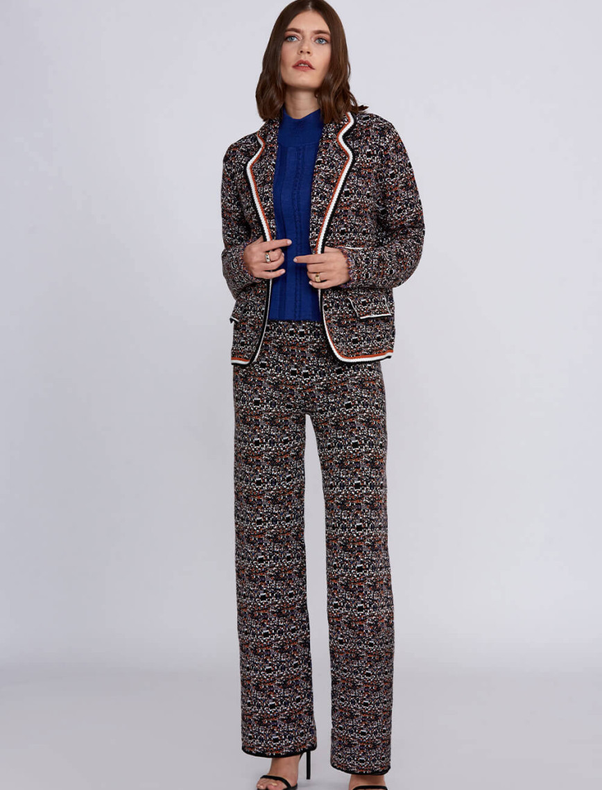 Knitss Jakar Desenli Taşlı Düğmeli Triko Ceket Knitss Jakar Desenli Taşlı Düğmeli Triko Ceket