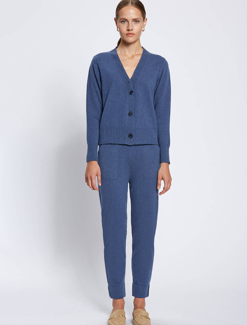 Knitss Saç Örgü Detaylı Mavi Kaşmir Triko Hırka Knitss Saç Örgü Detaylı Mavi Kaşmir Triko Hırka